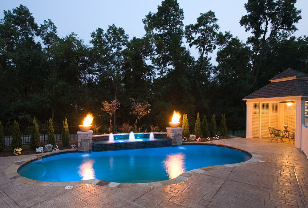 2 | Straight Edge Gemini