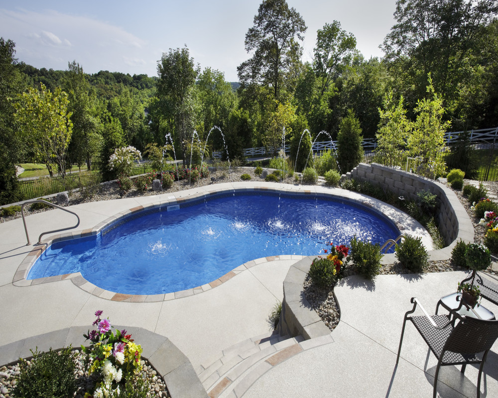 32 | Oasis Pool